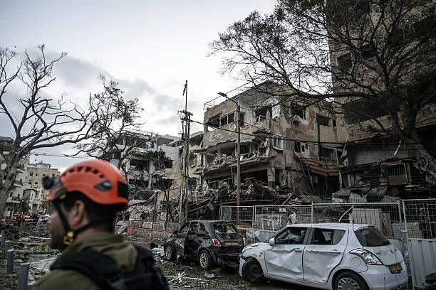 Rudal Iran Hantam Israel, Tel Aviv dan Haifa Diguncang Ledakan