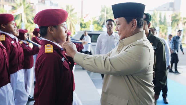 Prabowo Lihat Harapan dari Sekolah Rakyat