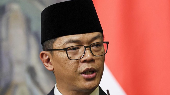 Menlu Jelaskan Rencana RI Tampung Warga Gaza